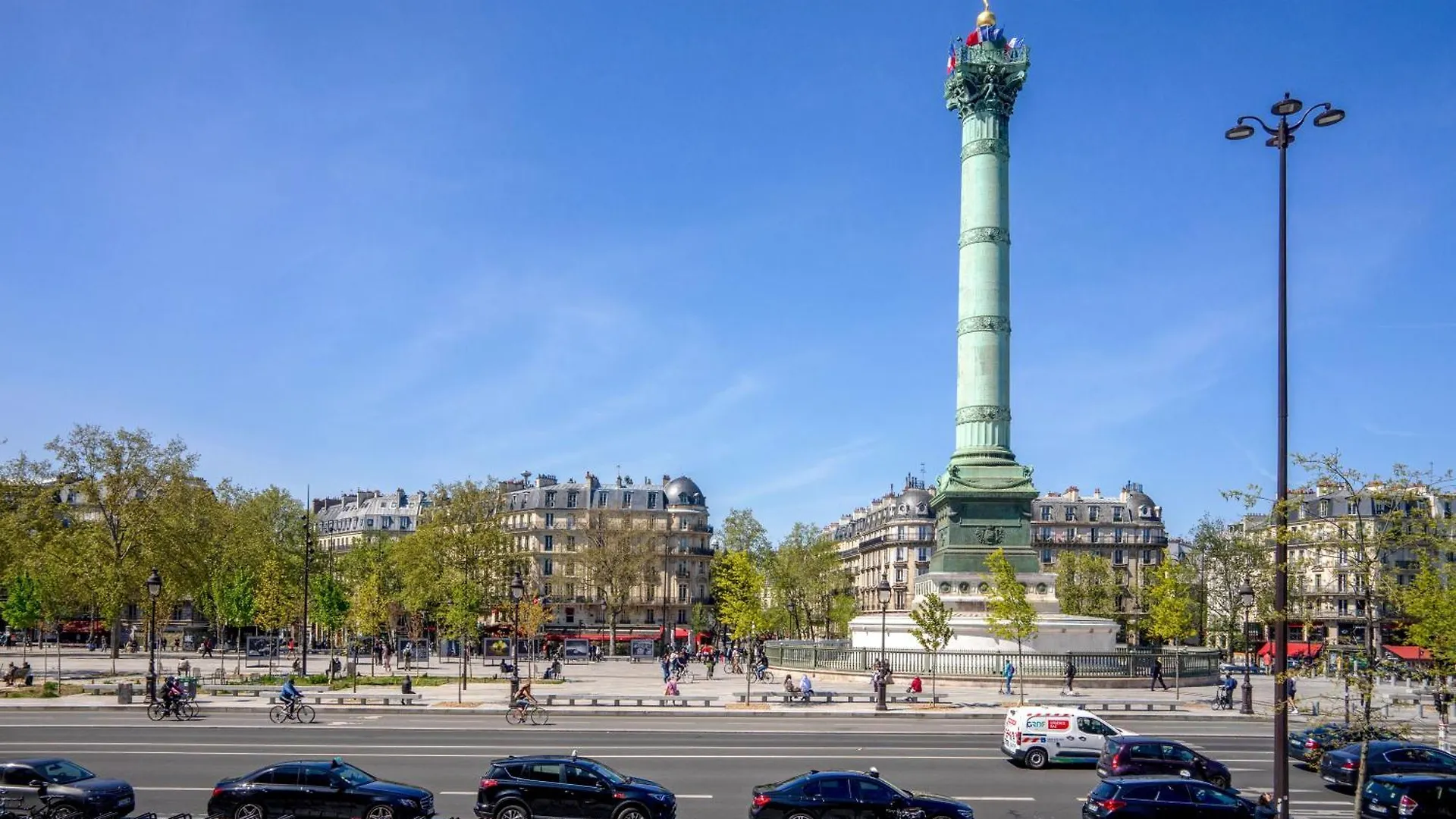 Havre De Paix Au Centre De Paris